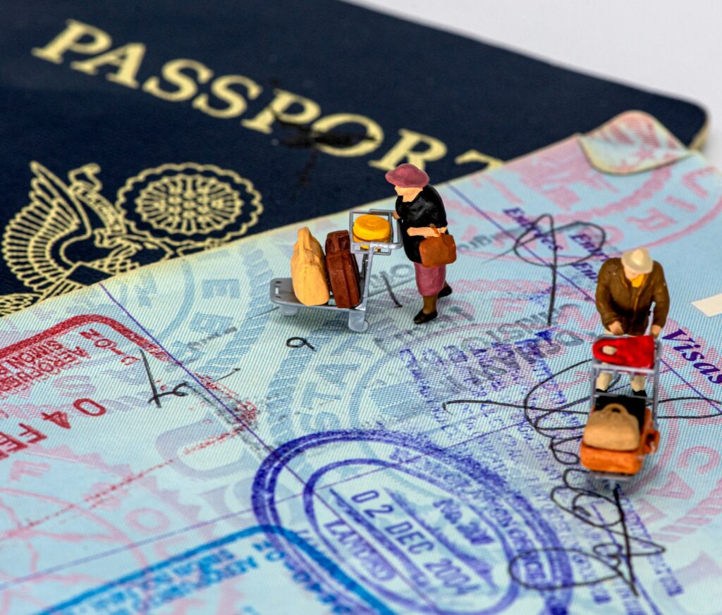 F-2-7 visa points table 2026 - age, education, Korean language, income, bonuses